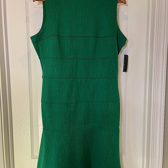 En Focus Women’s Full coverage to knee dress - Picture 3 of 3